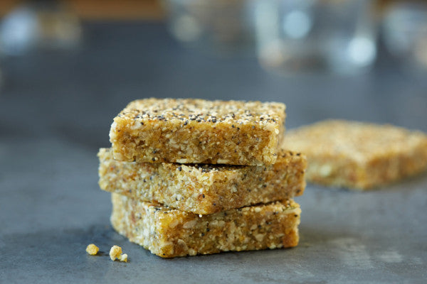 Lemon Poppy | Gluten Free Nut Free Vegan Energy Bar  - ommiesnacks.com